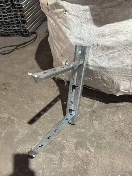 可調(diào)式支架